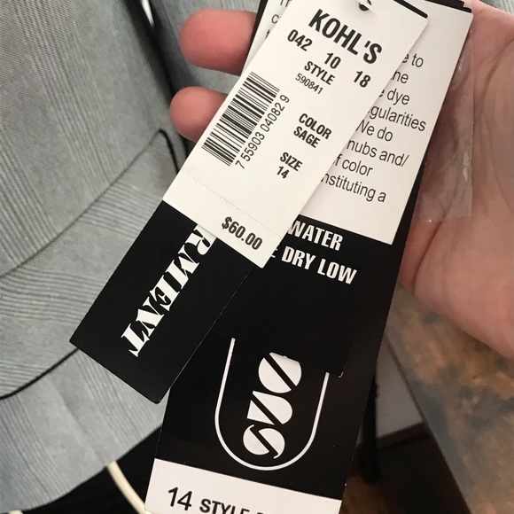 New blazer by Perceptions. Size 14 - Picture 3 of 8